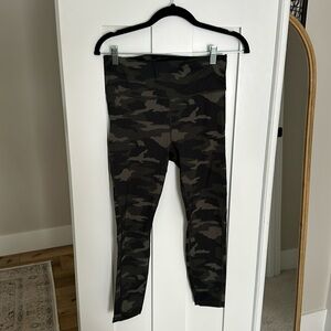 Athleta leggings
